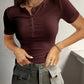 Camiseta de punto Henley de manga corta para mujer y acanalado