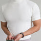 CAMISETA DE CUELLO ALTO SLIM FIT PARA HOMBRE benefiyou