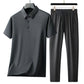 Conjunto de Camiseta con Cuello de Solapa y Pantalón para Hombre en Seda Helada