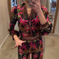 Elegante traje floral - Top con cuello en V y pantalones de pierna ancha