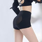 Pantalones cortos correctores de cintura alta para un look de glúteos levantados.