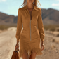 Vestido mini de mujer con cuello y cremallera y bajo de flecos