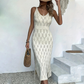 Elegante vestido puntelle de punto con escote en V