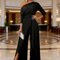 Elegante mono de un solo hombro para mujer