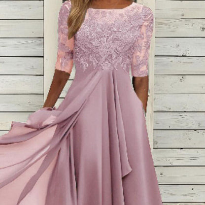 Elegante vestido de cóctel con bordado