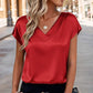 Blusa de satén de escote en V para mujer