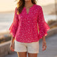 Blusa de mujer con estampado floral cuello en V y mangas 3/4 con volantes