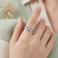 Anillo Refinado y Delicado con Detalles de Mariposa