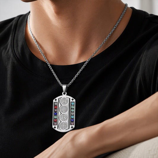 🛡️ ¡50% DE DESCUENTO! ✨ Dije de Protección para Hombre – Acero Inoxidable con Detalles Religiosos Vintage y Toques de Color 🔱